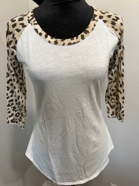 Chaser White Top with Tan Leopard Raglan Sleeves